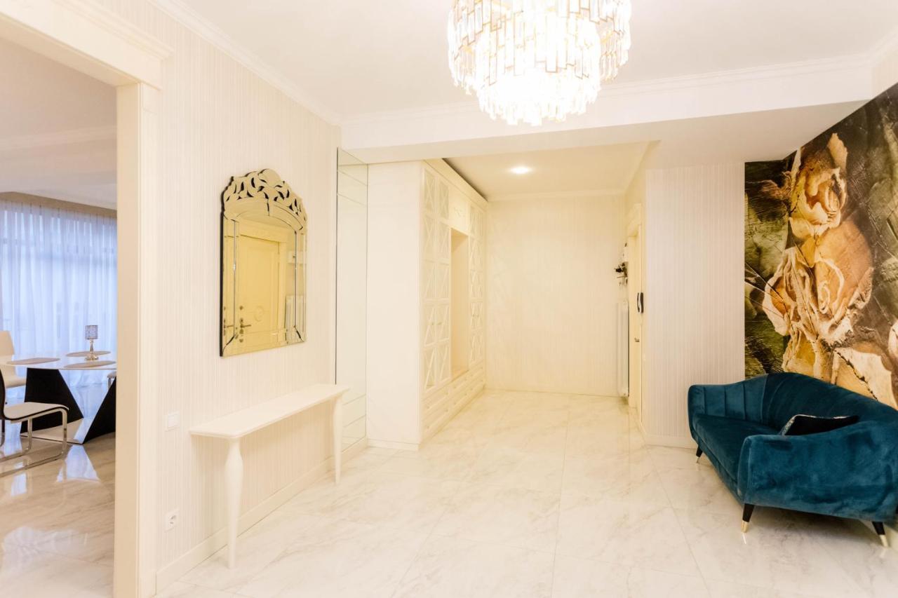 Rustaveli Residence I Tbilisi Eksteriør bilde